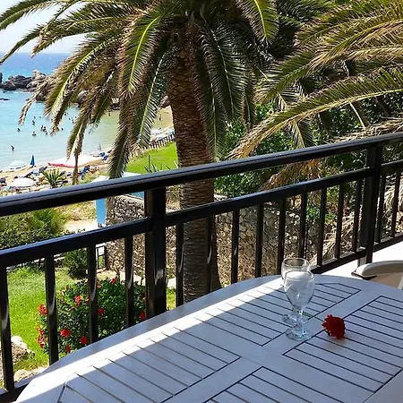 Appartamento Beachfront And Villas *