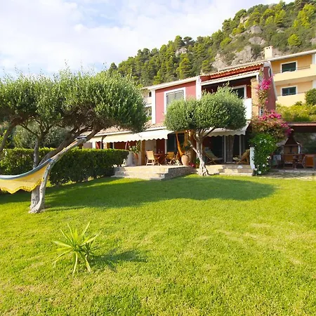 Beachfront And Villas Appartamento