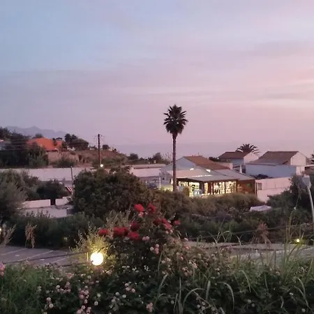 Beachfront And Villas Glifada