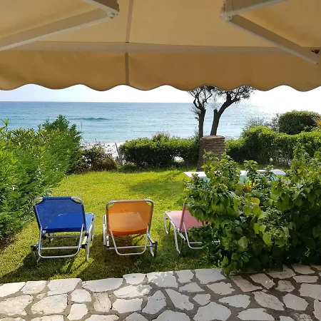 Beachfront And Villas Appartamento Glifada