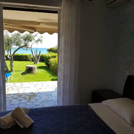 Beachfront And Villas Appartamento